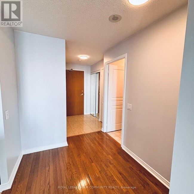 9 Northern Heights Dr in Richmond Hill, ON - Building Photo - Building Photo