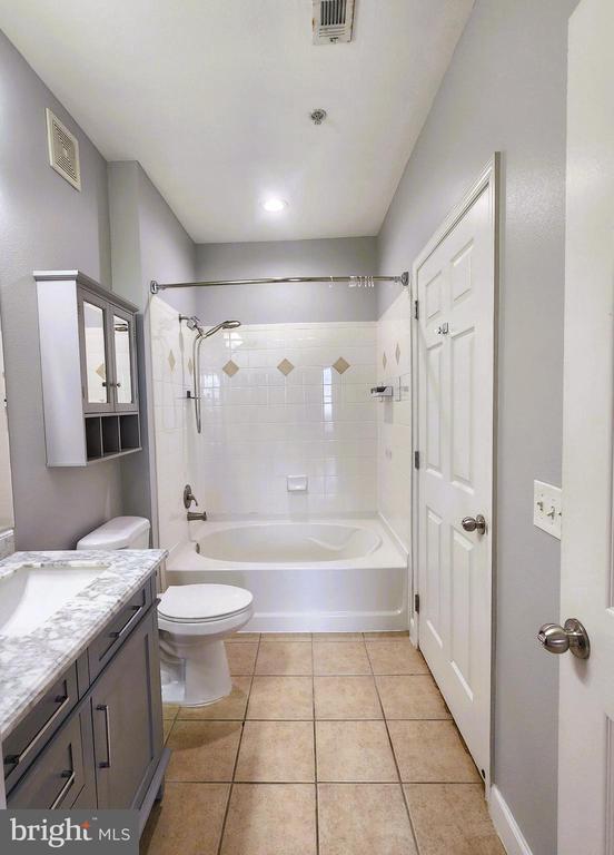 501 Hungerford Dr