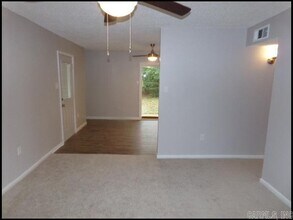 8 Brookway Ln in Sherwood, AR - Building Photo - Building Photo