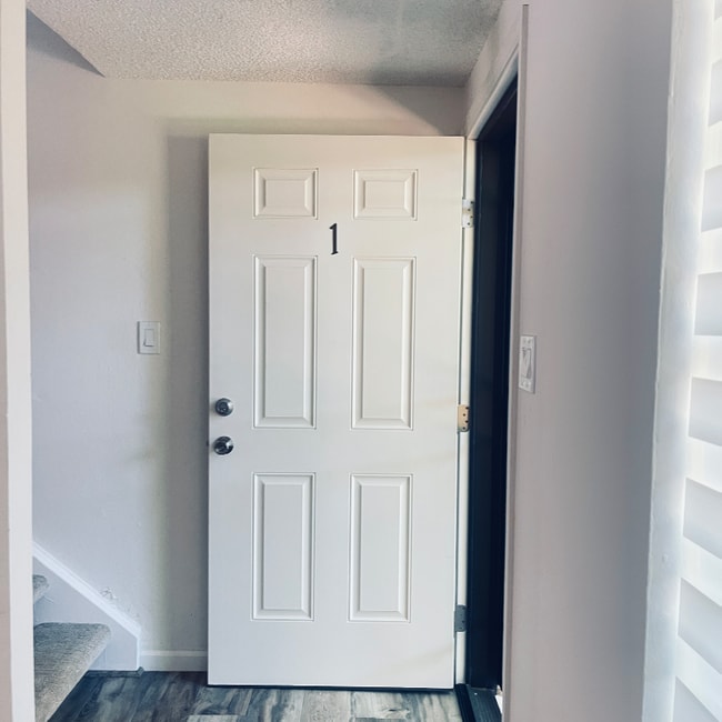 1990 Benita Dr in Rancho Cordova, CA - Building Photo - Building Photo