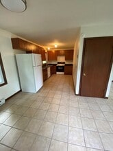 609 W Hildreth St, Unit 609 in Kirksville, MO - Building Photo - Building Photo