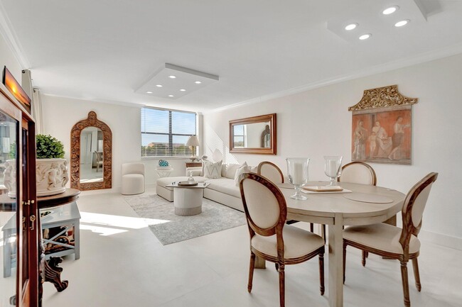600 Egret Cir in Delray Beach, FL - Building Photo - Building Photo