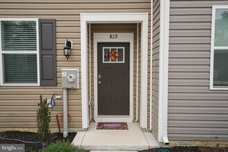 819 Mersey Ln in Salisbury, MD - Building Photo - Building Photo