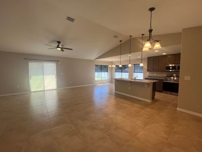 42 Post View Dr in Palm Coast, FL - Building Photo - Building Photo