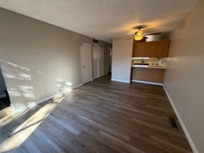 4985 W 7th St in Reno, NV - Building Photo - Building Photo