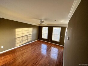 27976 Declaration Dr in Novi, MI - Building Photo - Building Photo