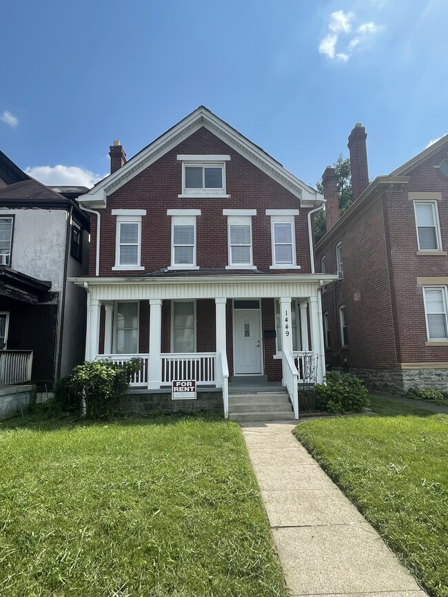 property at 1449 E Long St