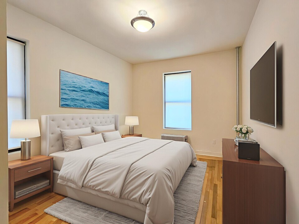 664 W 163rd St in New York, NY - Building Photo