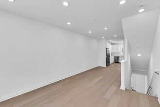 2208 Mountain Laurel Rd in San Marcos, CA - Foto de edificio - Building Photo