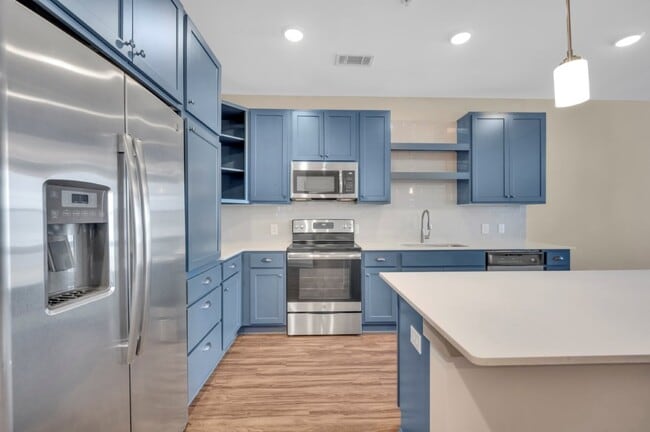 Alton Optimist Park in Charlotte, NC - Foto de edificio - Building Photo