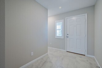 9792 Newcastle Spgs Ave in Las Vegas, NV - Building Photo - Building Photo