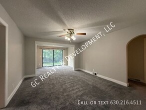 4311 IL-176 in Crystal Lake, IL - Building Photo - Building Photo