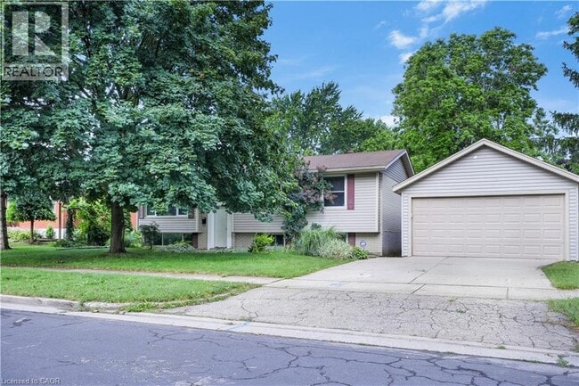 property at 206 Shelley Dr