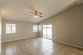 4381 Via Rio Azul S in Tucson, AZ - Building Photo - Building Photo