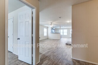 325 Chalkstone Dr in Fort Worth, TX - Building Photo - Building Photo