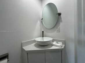 19217 NW 37th Ave in Miami Gardens, FL - Building Photo - Building Photo