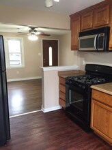 2321 Parkrose St in Crest Hill, IL - Building Photo - Building Photo
