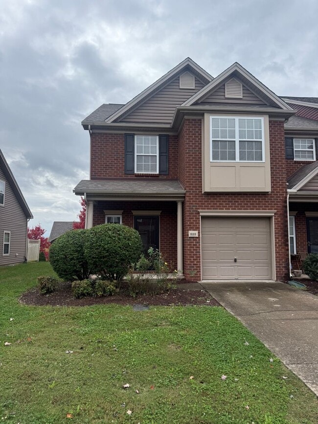 8109 Valley Oak Dr in Brentwood, TN - Building Photo - Building Photo
