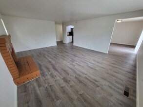 726 Sonoma St in Carson City, NV - Building Photo - Building Photo