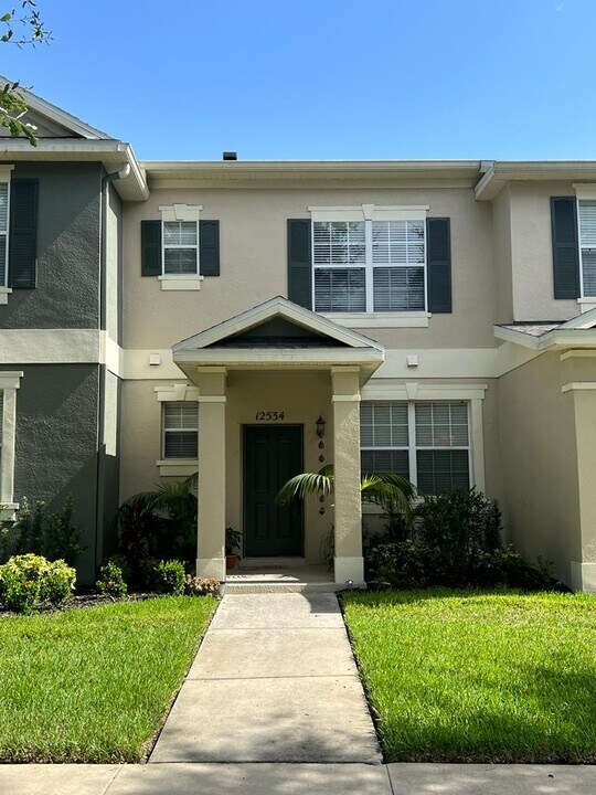 12534 Cruxbury Dr in Windermere, FL - Building Photo