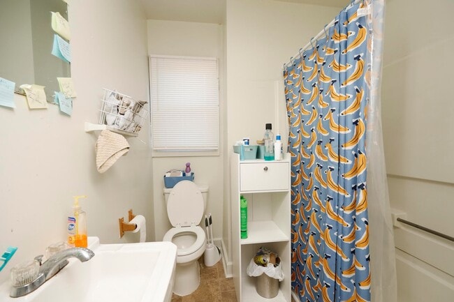 822 Clarendon St in Durham, NC - Building Photo - Building Photo