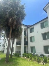 1117 Villa Cir in Boynton Beach, FL - Building Photo - Building Photo