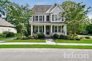 13 S Olmstead Ln in Elgin, SC - Building Photo