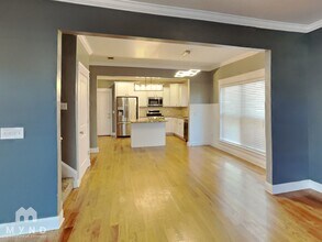 2534 Preston View Ct in Atlanta, GA - Foto de edificio - Building Photo