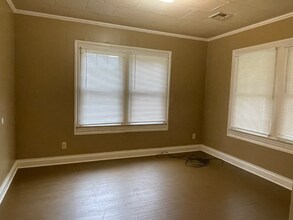 120 W Foch St in Lafayette, LA - Building Photo - Building Photo
