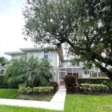 2813 SW Lakemont Pl in Palm City, FL - Building Photo - Building Photo