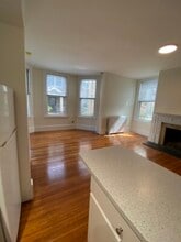 35 Concord Ave, Unit 3 in Cambridge, MA - Building Photo - Building Photo