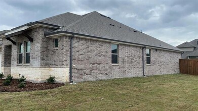 2221 Grassland Ave in Melissa, TX - Building Photo - Building Photo