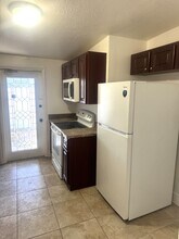 1335 Warrington Wy in Tampa, FL - Building Photo - Building Photo