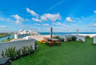 5255 Collins Ave, Unit PH B.. in Miami Beach, FL - Foto de edificio - Building Photo