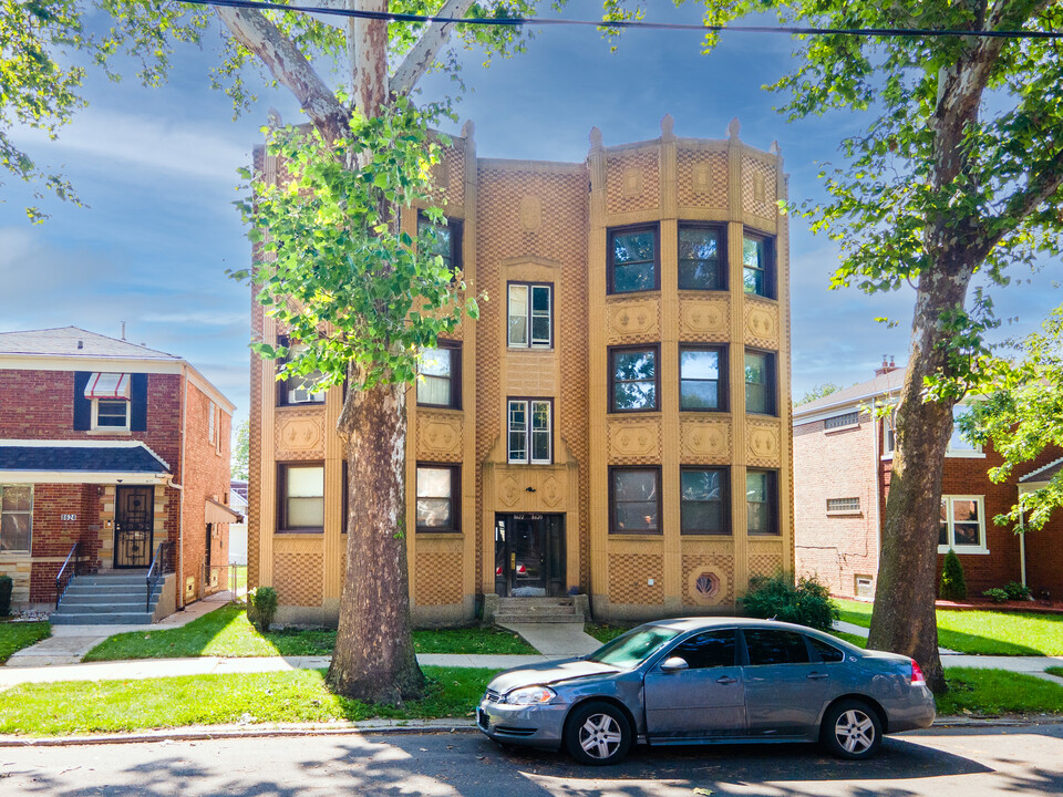 8620 S Drexel Ave in Chicago, IL - Building Photo