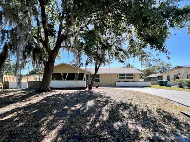 424 Vannell St in Port Charlotte, FL - Building Photo - Building Photo