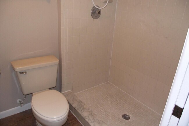 5293 Vineland Rd in Orlando, FL - Building Photo - Building Photo