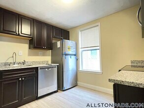 34 Pratt St in Boston, MA - Building Photo - Building Photo