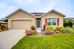 2301 SW 38th Terrace in Cape Coral, FL - Building Photo