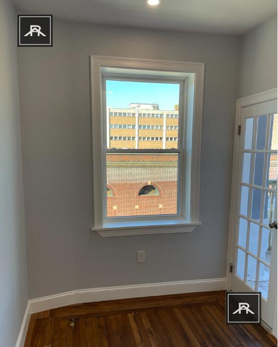 5 Alton Pl in Brookline, MA - Building Photo - Building Photo
