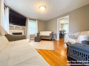 496 Lebanon St, Unit 3 in Malden, MA - Building Photo - Building Photo