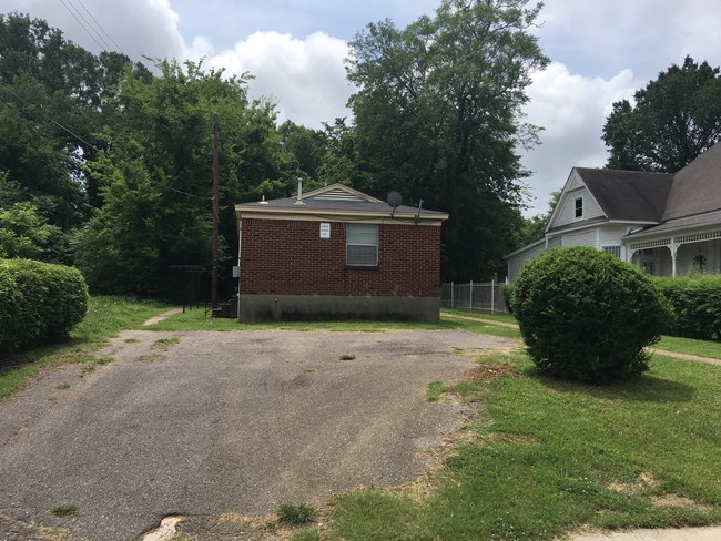 525 Laclede Ave in Memphis, TN - Foto de edificio - Building Photo