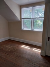 3517 Clifton Ave in Cincinnati, OH - Foto de edificio - Building Photo