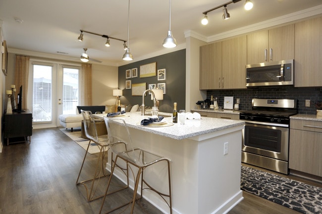 SYNC at Jonquil in Smyrna, GA - Building Photo - Interior Photo