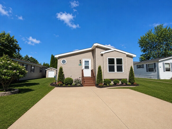 property at 323 White Oak Ln