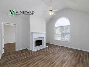 3684 Autumn View Dr in Acworth, GA - Building Photo - Building Photo