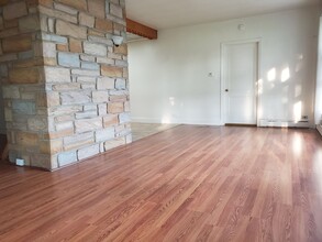 615 Kraybill Church Rd in Mount Joy, PA - Building Photo - Building Photo