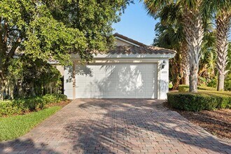 12223 Pescara Ln in Orlando, FL - Building Photo - Building Photo