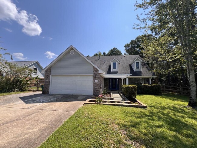 1000 Fay Dr in Mary Esther, FL - Building Photo - Building Photo