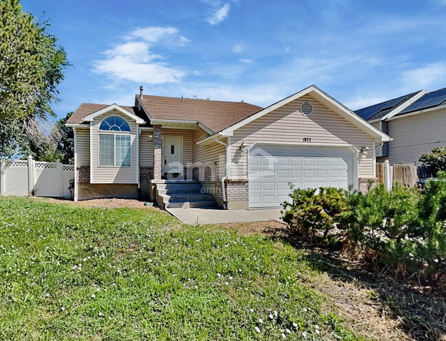 property at 1872 W Sir Charles Dr